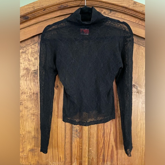 City Sites Vintage black webbed long sleeve top. M - Picture 1 of 5
